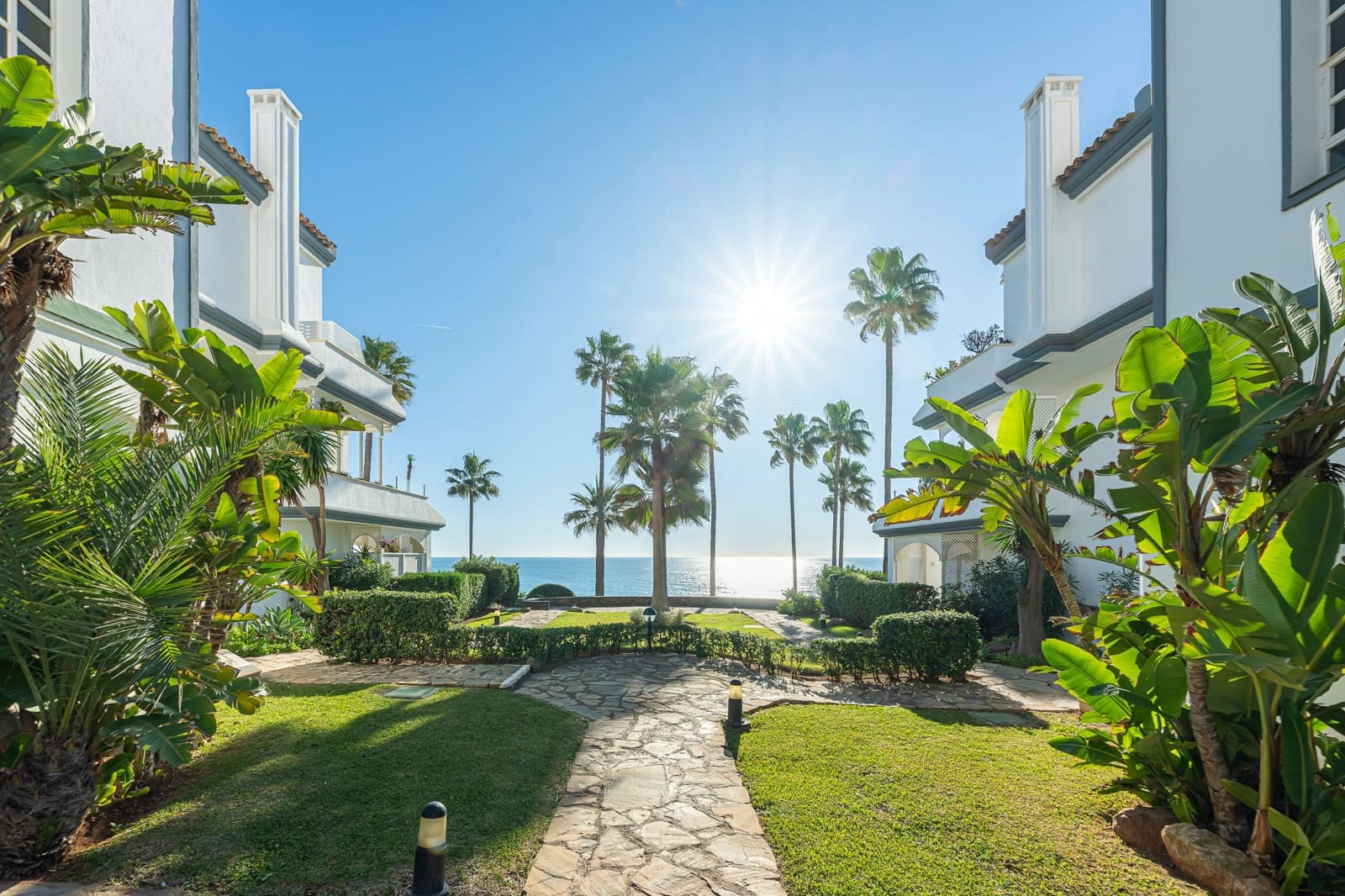 3 quarto Penthouse para venda em Estepona - 2 495 000 € (Ref: 9943843)