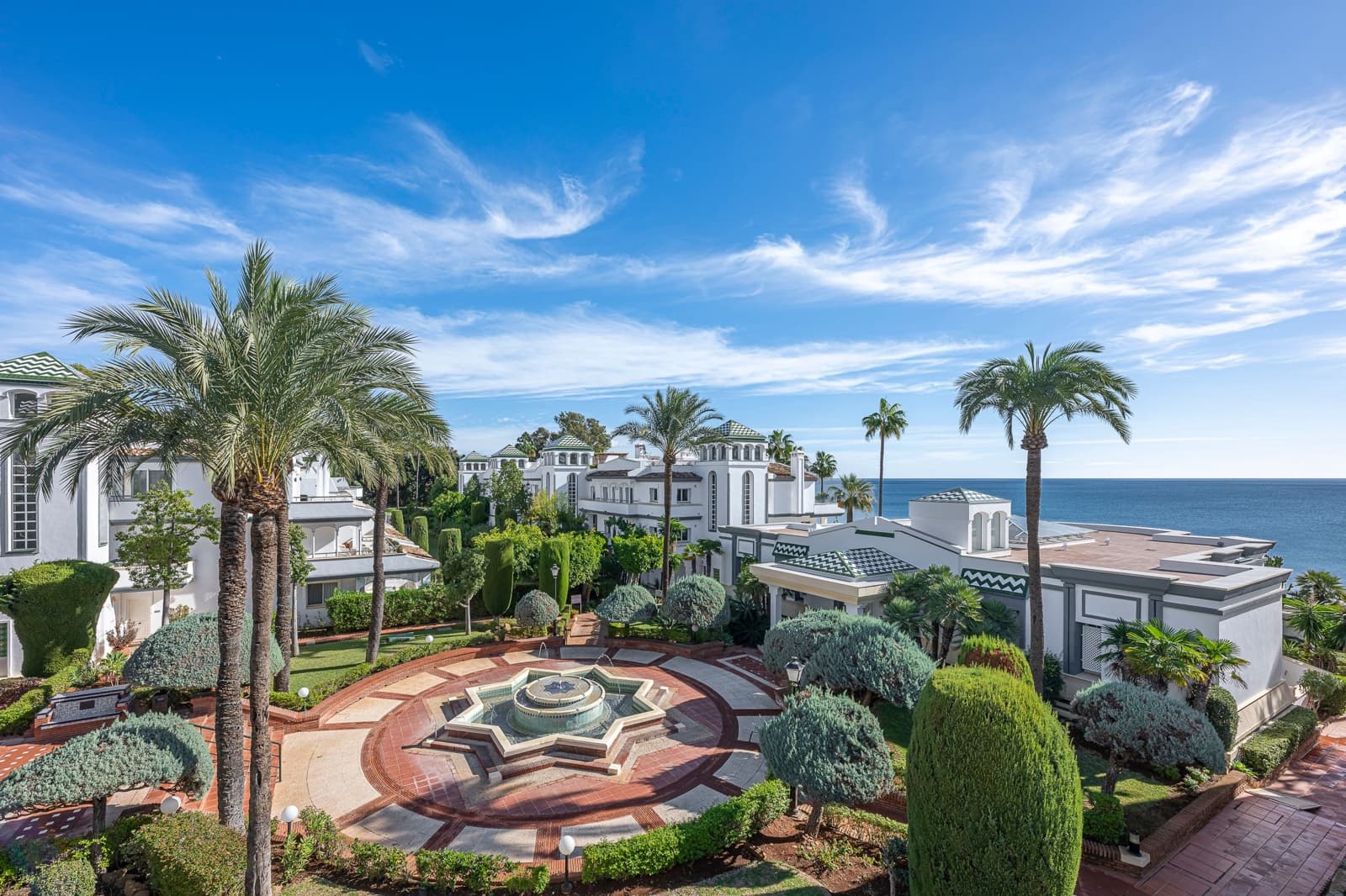 3 quarto Penthouse para venda em Estepona - 2 495 000 € (Ref: 9943843)