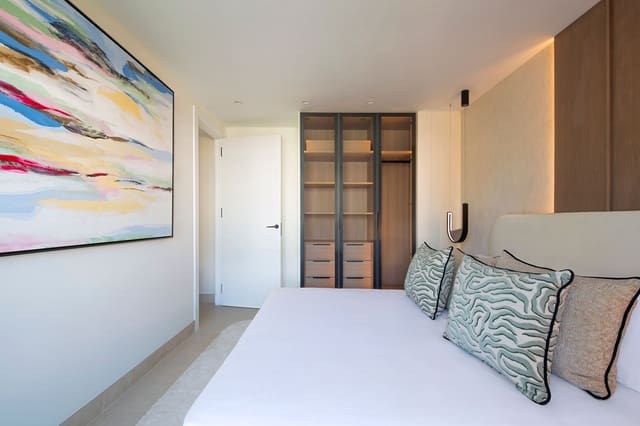 3 Zimmer Penthouse zu verkaufen in El Velerín, Estepona - 2.495.000 € (Ref: 9943843)