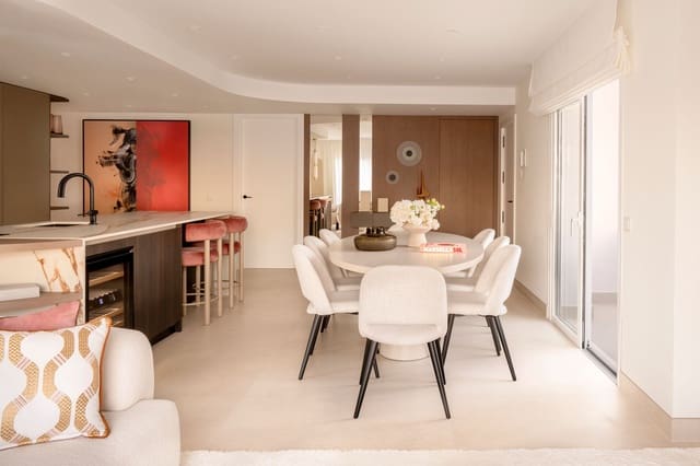 3 Zimmer Penthouse zu verkaufen in El Velerín, Estepona - 2.495.000 € (Ref: 9943843)