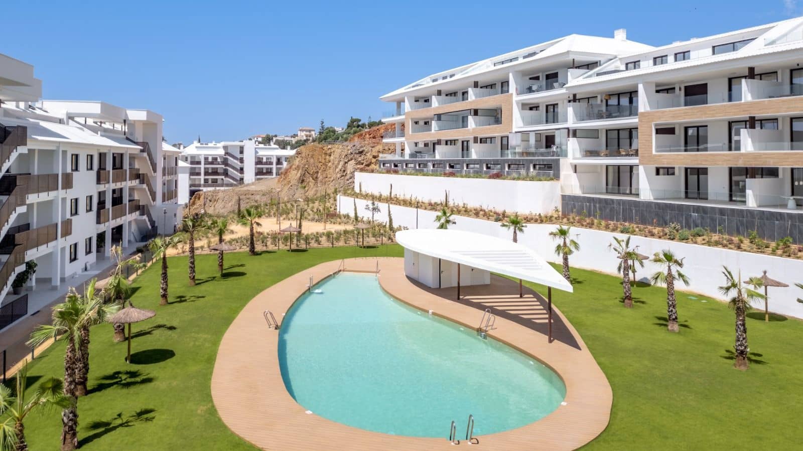2 soverom Penthouse til salgs i Fuengirola med svømmebasseng - € 740 000 (Ref: 9946730)
