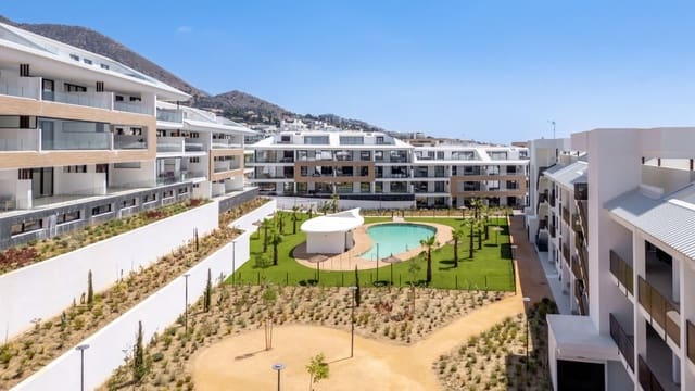 2 soverom Penthouse til salgs i Torreblanca, Fuengirola med svømmebasseng - € 740 000 (Ref: 9946730)