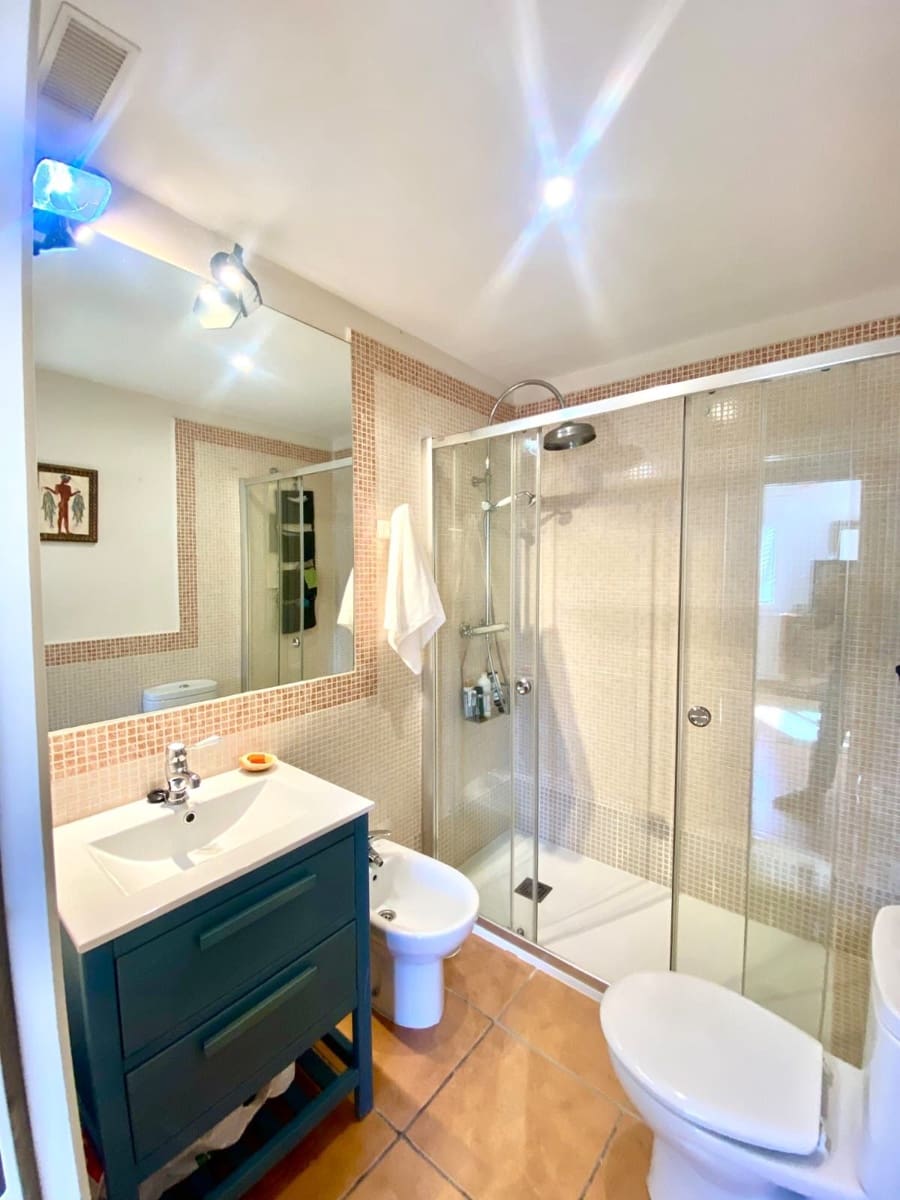 2 makuuhuone Omakotitalo myytävänä paikassa Tarifa - 597 000 € (Ref: 9948555)