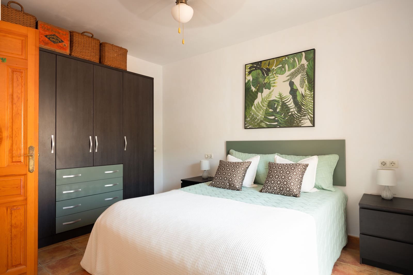 4 quarto Casa em Banda para venda em Almunecar - 335 000 € (Ref: 9949123)
