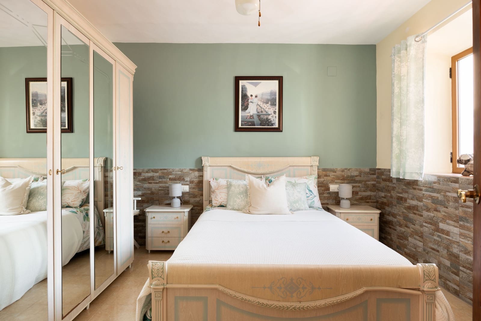 4 quarto Casa em Banda para venda em Almunecar - 335 000 € (Ref: 9949123)