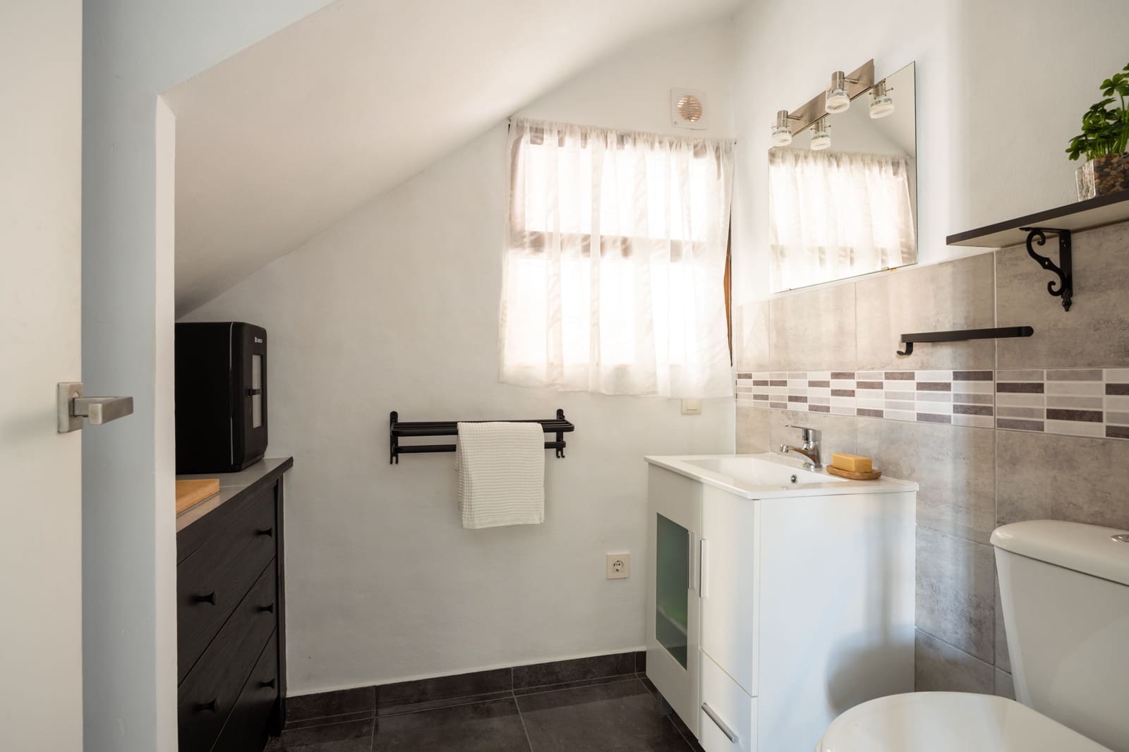 4 quarto Casa em Banda para venda em Almunecar - 335 000 € (Ref: 9949123)