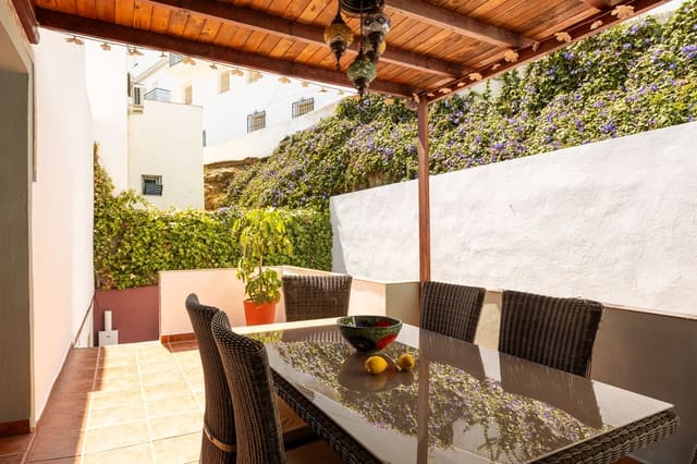 4 quarto Casa em Banda para venda em La Herradura, Almuñécar - 335 000 € (Ref: 9949123)