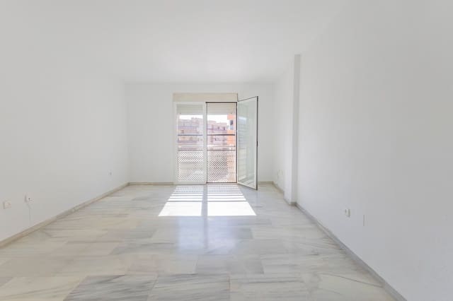 3 soveværelse Lejlighed til salg i La Trinidad, Málaga by - € 330.000 (Ref: 9958733)
