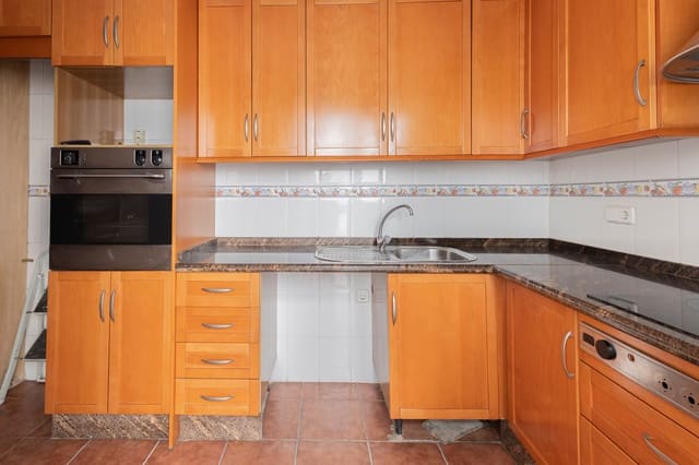 3 soveværelse Lejlighed til salg i La Trinidad, Málaga by - € 330.000 (Ref: 9958733)
