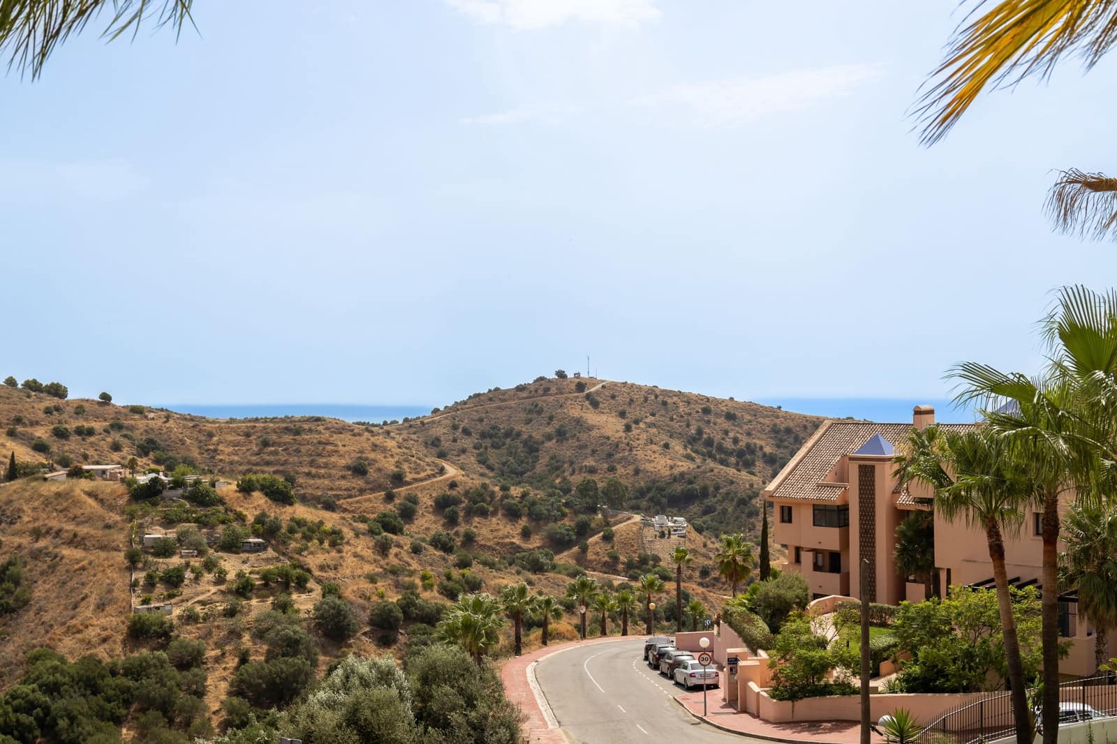 Apartamento de 2 habitaciones en Mijas Costa en venta con piscina garaje - 370.000 € (Ref: 9961159)