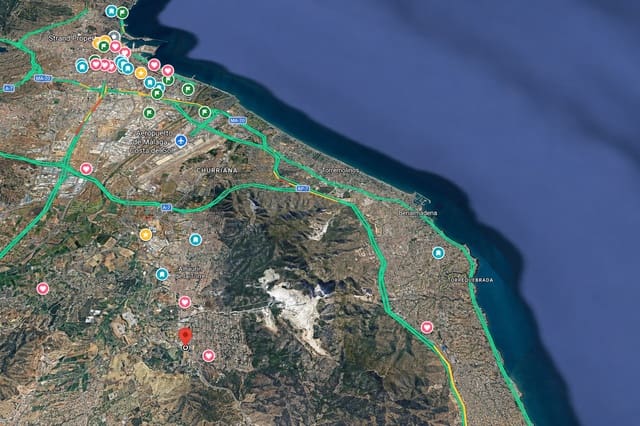 Hus til salgs i Alhaurín de la Torre - € 239 000 (Ref: 9964423)