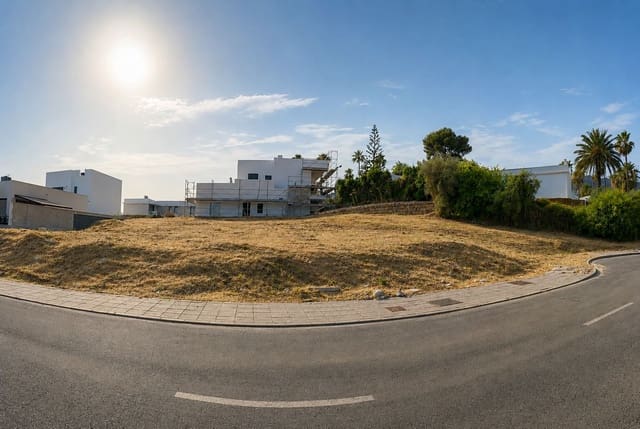 Hus til salgs i Alhaurín de la Torre - € 239 000 (Ref: 9964423)