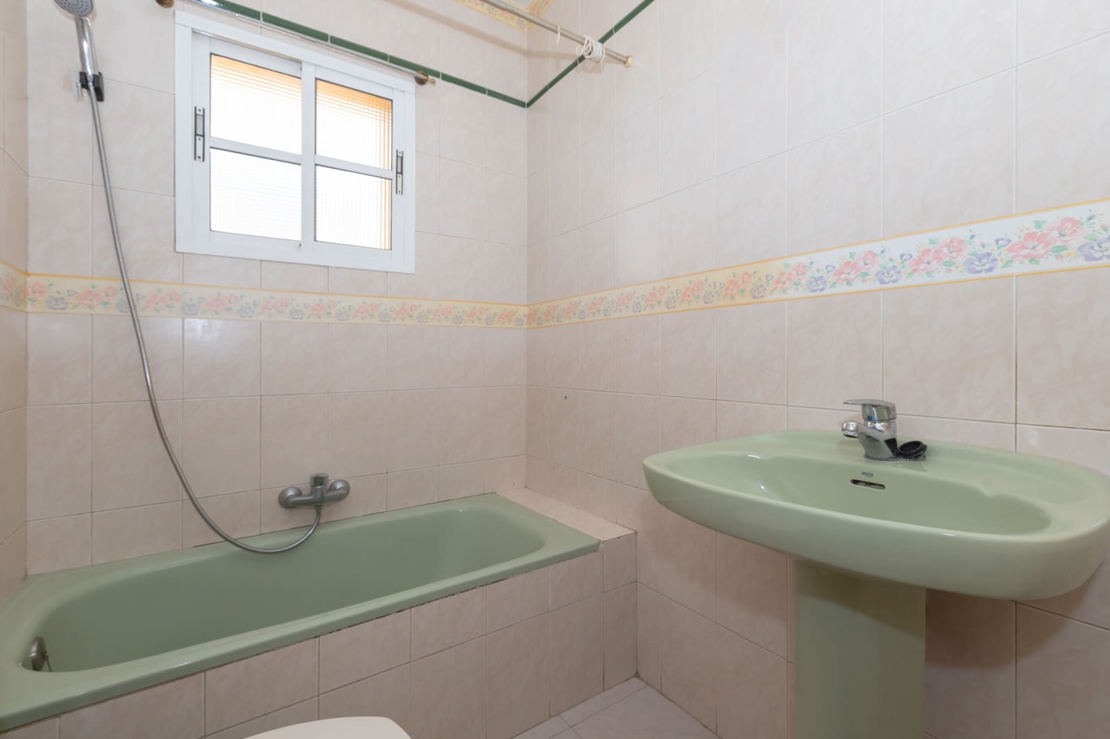 4 slaapkamer Huis te koop in Malaga stad - € 449.000 (Ref: 9969321)
