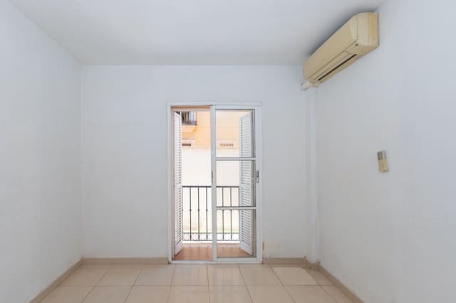4 slaapkamer Huis te koop in Camino de Antequera, Málaga stad - € 449.000 (Ref: 9969321)