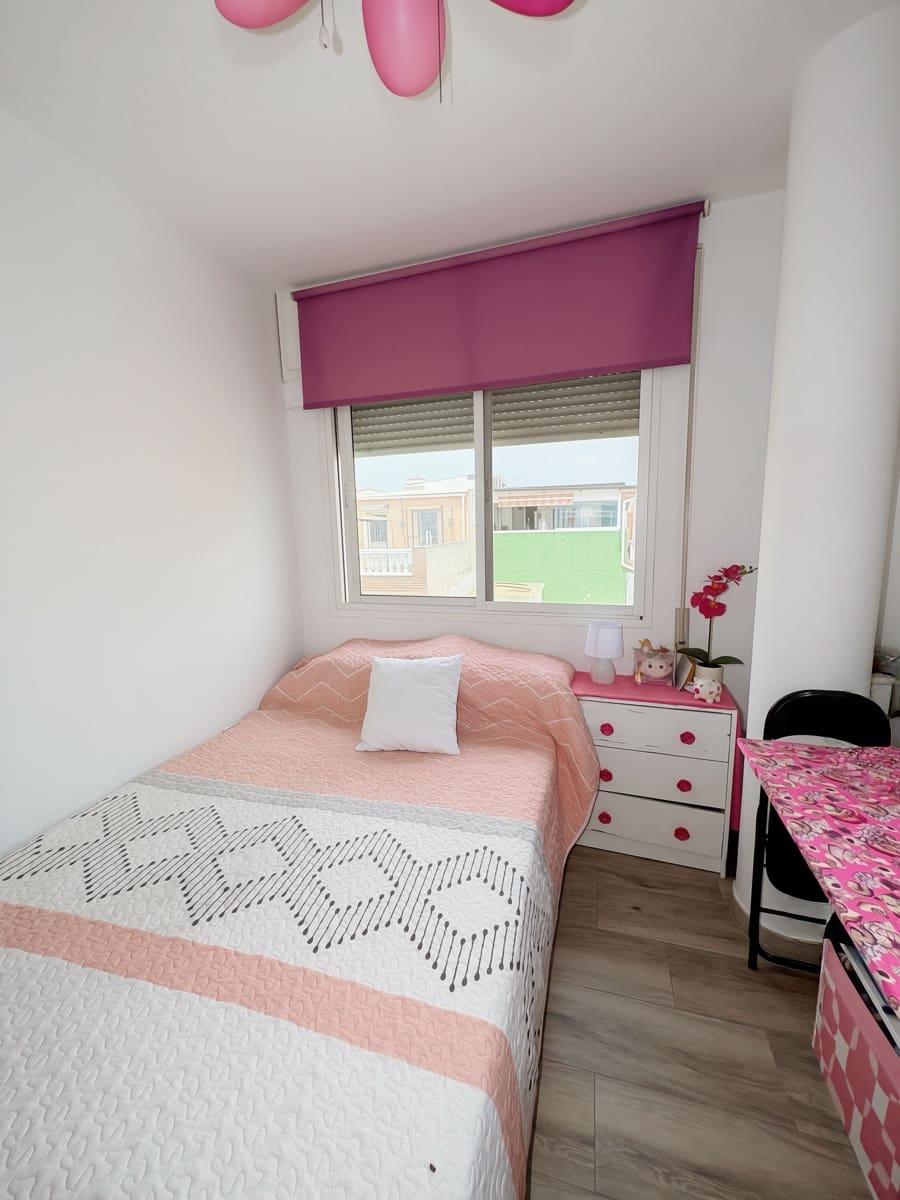 3 soveværelse Byhus til salg i Malaga by - € 415.000 (Ref: 9973811)