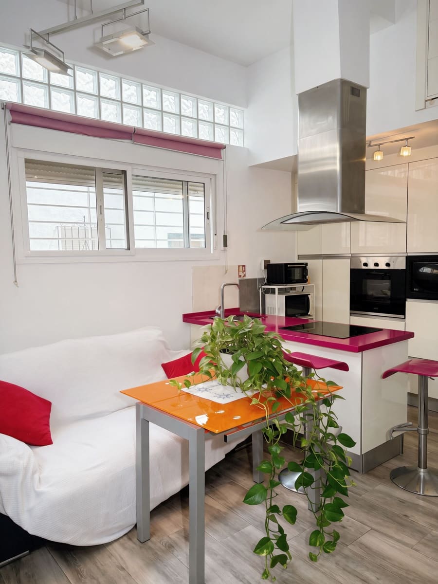 3 soveværelse Byhus til salg i Malaga by - € 415.000 (Ref: 9973811)