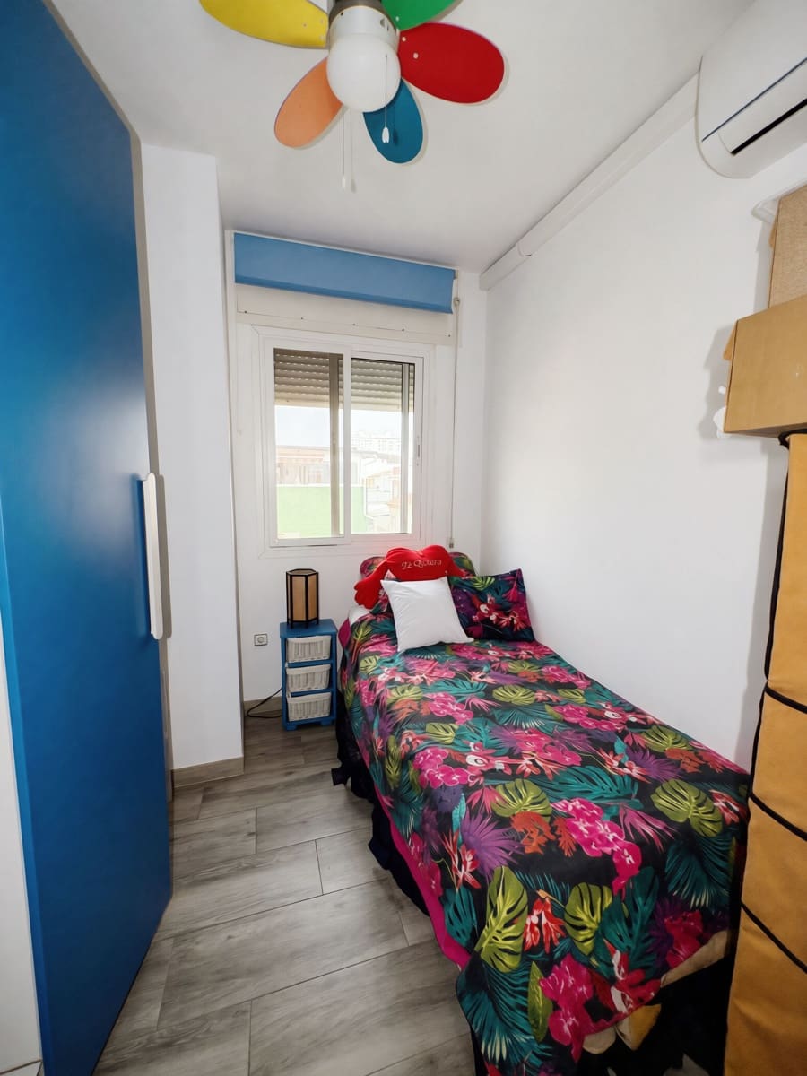 3 soveværelse Byhus til salg i Malaga by - € 415.000 (Ref: 9973811)