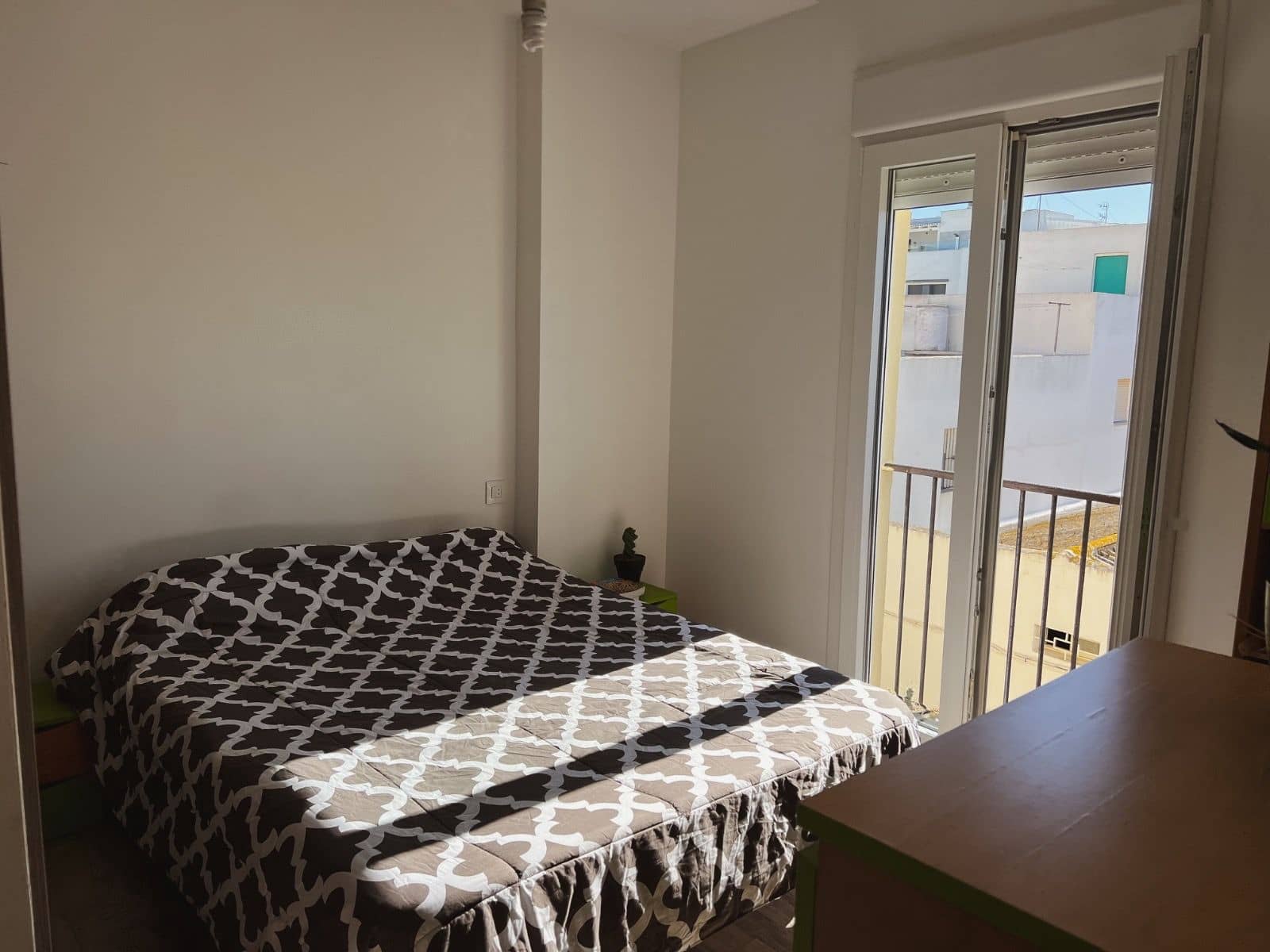 2 bedroom Apartment for sale in Tarifa - € 300,000 (Ref: 9977728)