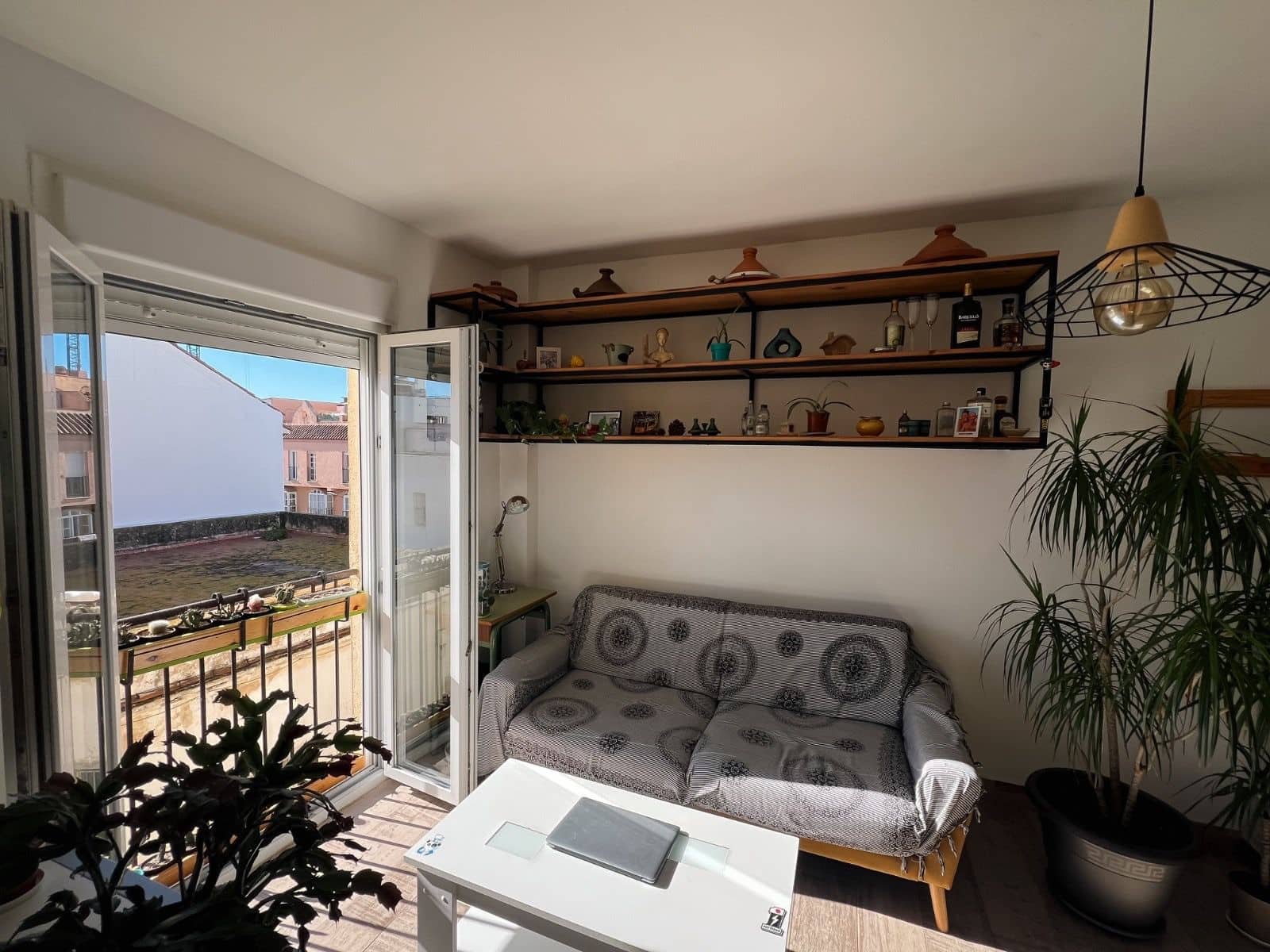 2 bedroom Apartment for sale in Tarifa - € 300,000 (Ref: 9977728)