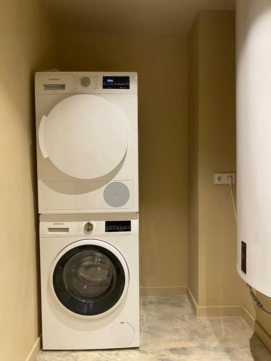 Appartement de 2 chambres à louer à Palma de Mallorca avec piscine - 1 650 € (Ref: 9977967)