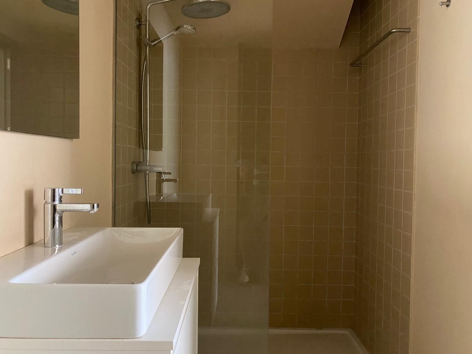 Appartement de 2 chambres à louer à Palma de Mallorca avec piscine - 1 650 € (Ref: 9977967)