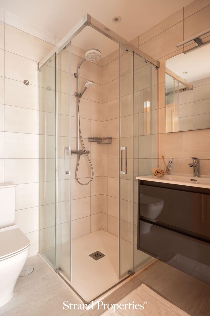 Apartamento de 2 habitaciones en Mijas Costa en venta con piscina - 319.000 € (Ref: 9981679)