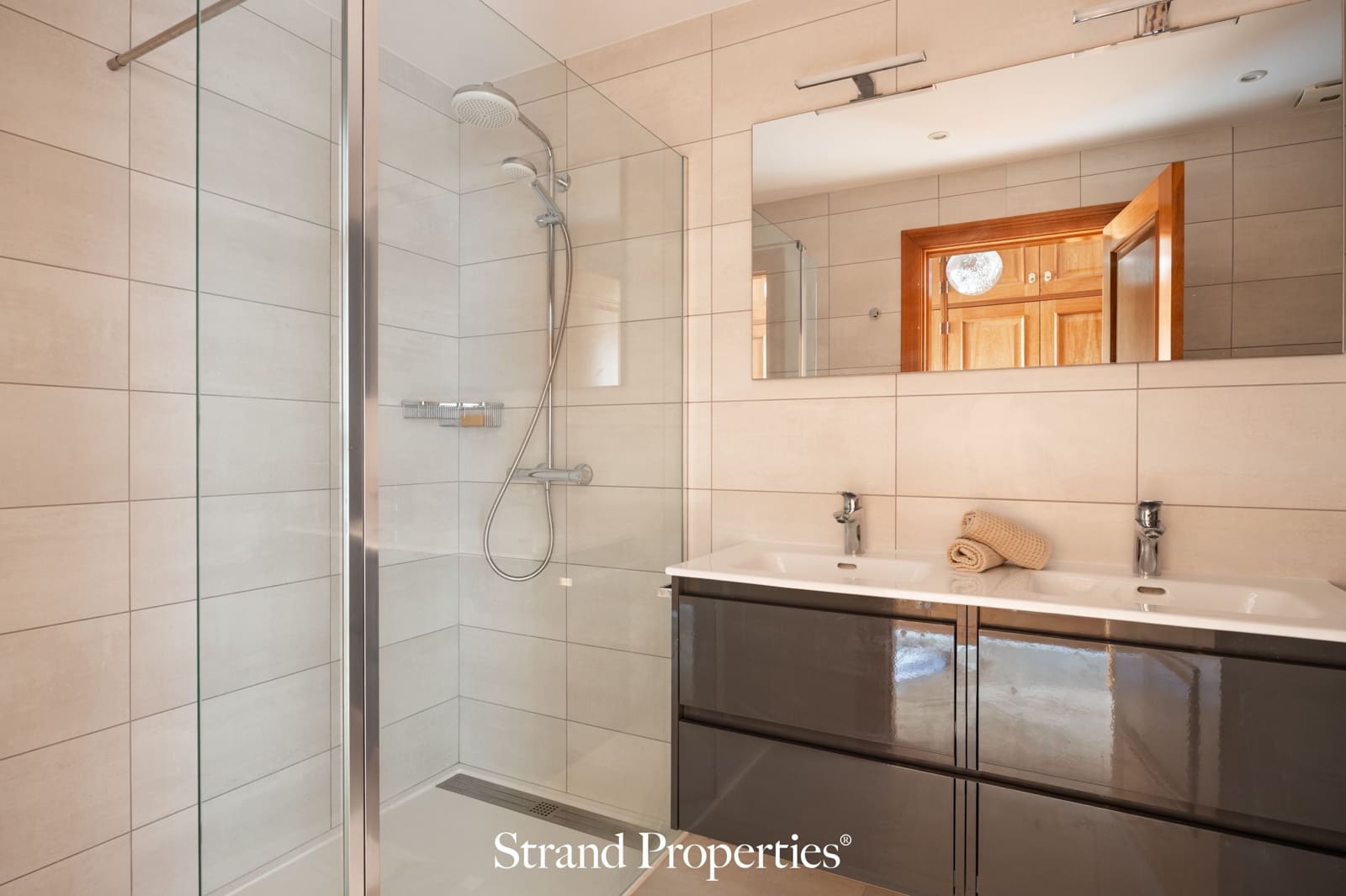 Apartamento de 2 habitaciones en Mijas Costa en venta con piscina - 319.000 € (Ref: 9981679)