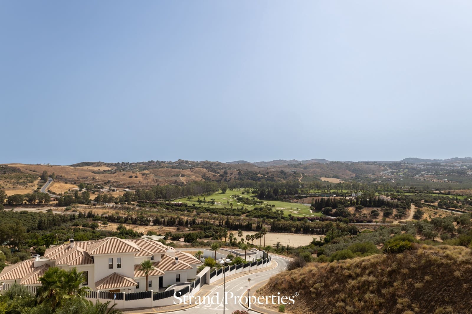 Apartamento de 2 habitaciones en Mijas Costa en venta con piscina - 319.000 € (Ref: 9981679)