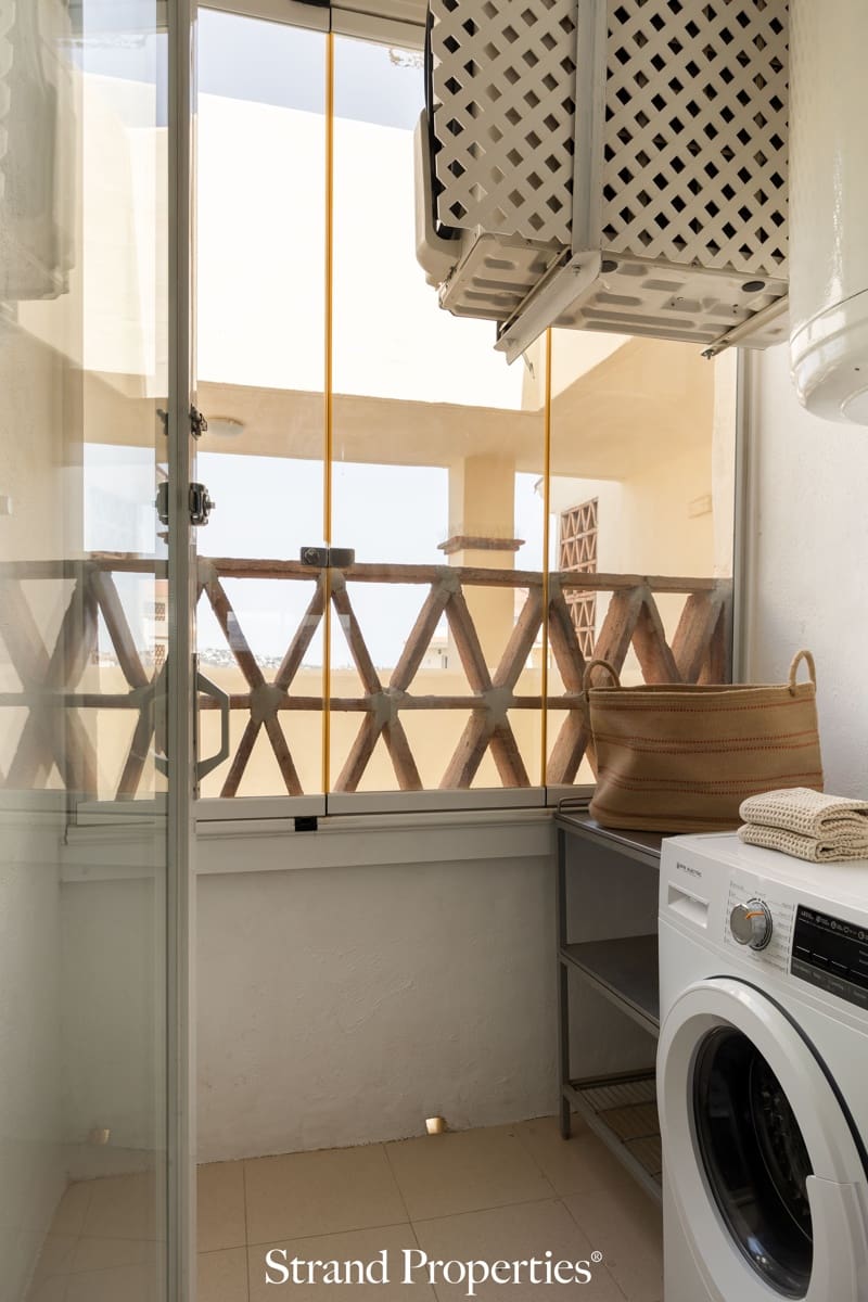 Apartamento de 2 habitaciones en Mijas Costa en venta con piscina - 319.000 € (Ref: 9981679)