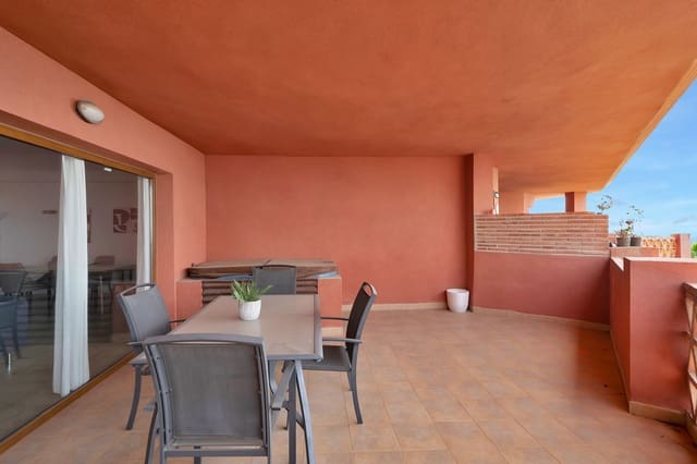Apartamento de 3 habitaciones en La Capellanía - El Higuerón, Benalmádena en venta con piscina garaje - 698.250 € (Ref: 9983909)