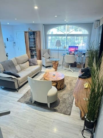 3 soveværelse Lejlighed til salg i Los Pacos, Fuengirola med swimmingpool - € 498.000 (Ref: 9984001)