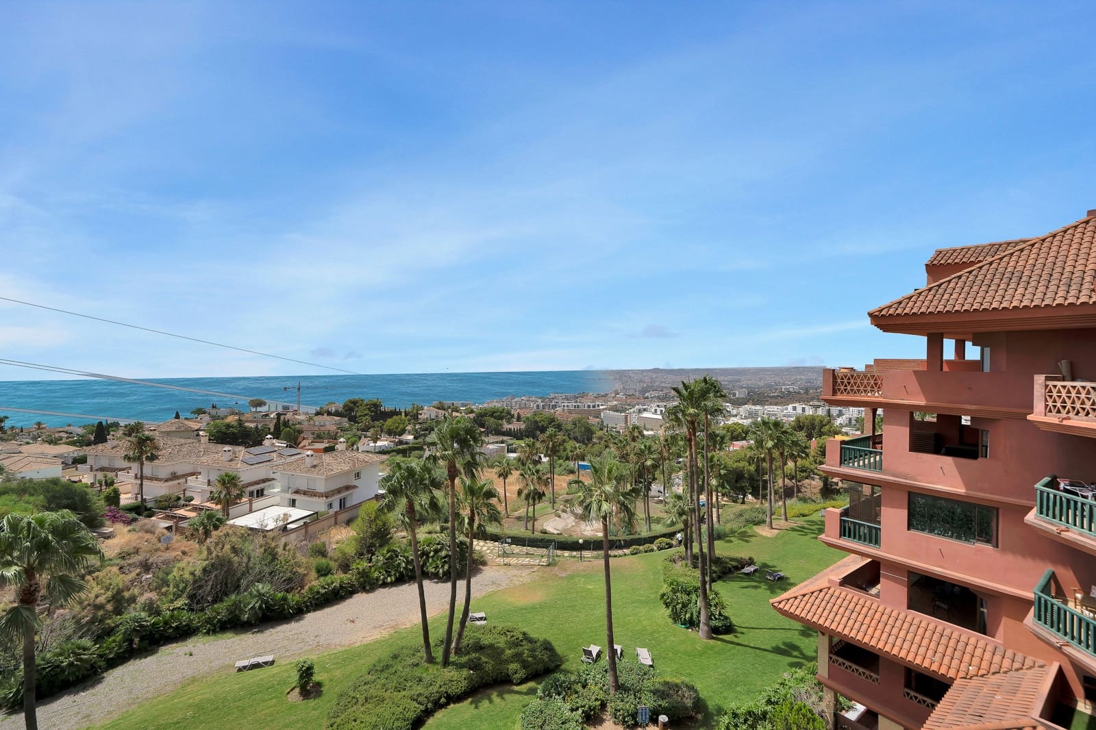 3 soveværelse Lejlighed til salg i Benalmadena med swimmingpool garage - € 698.250 (Ref: 9984002)