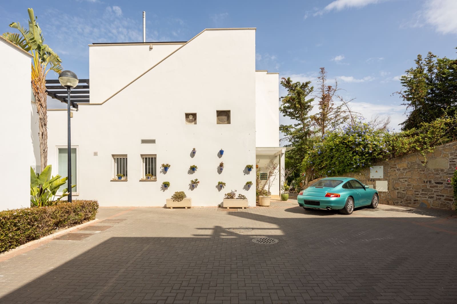 3 sypialnia Willa na sprzedaż w Marbella z basenem garażem - 1 600 000 € (Ref: 9986236)