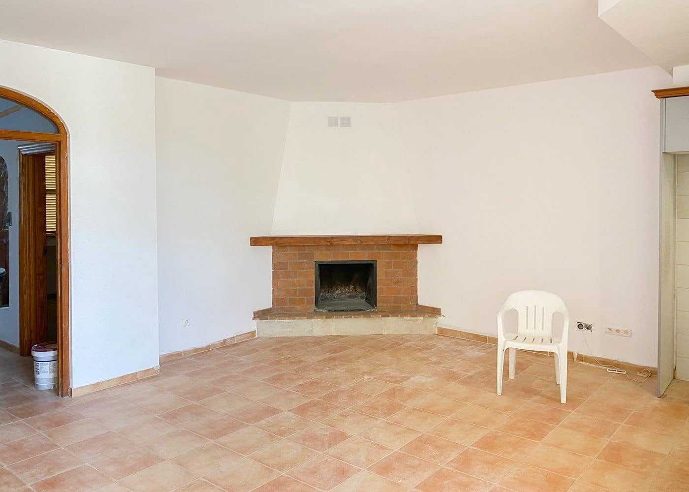 Byhus til leje i Algaida med garage - € 1.800 (Ref: 9991971)