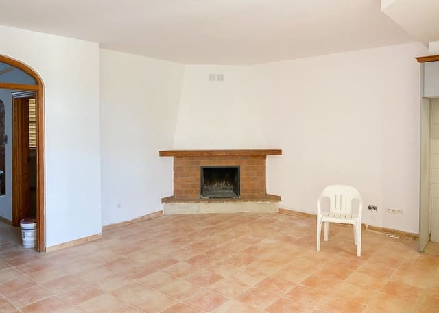 Byhus til leje i Algaida med garage - € 1.800 (Ref: 9991971)