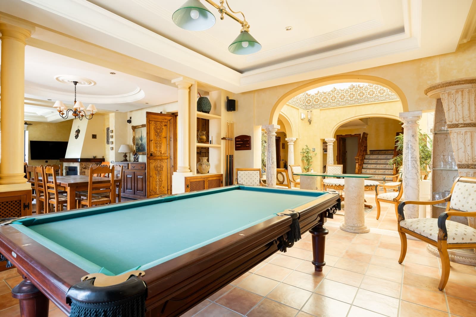 5 sypialnia Dom na sprzedaż w Almogia z basenem - 989 000 € (Ref: 9996038)