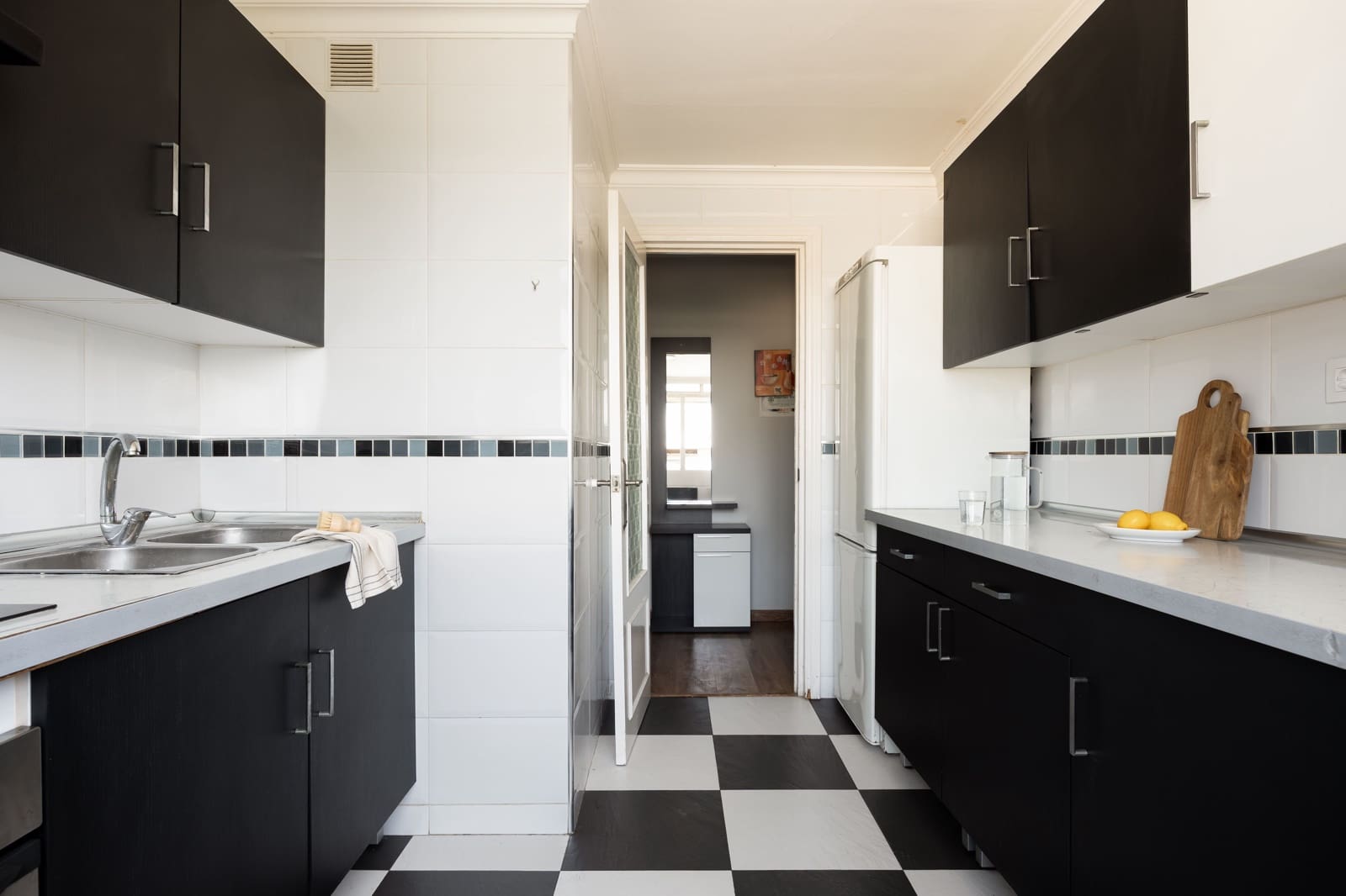 3 slaapkamer Flat te koop in Malaga stad - € 220.000 (Ref: 9996205)