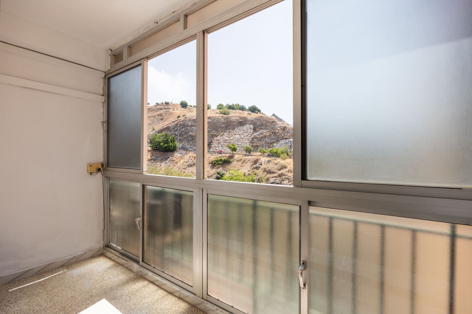3 slaapkamer Flat te koop in Malaga stad - € 220.000 (Ref: 9996205)