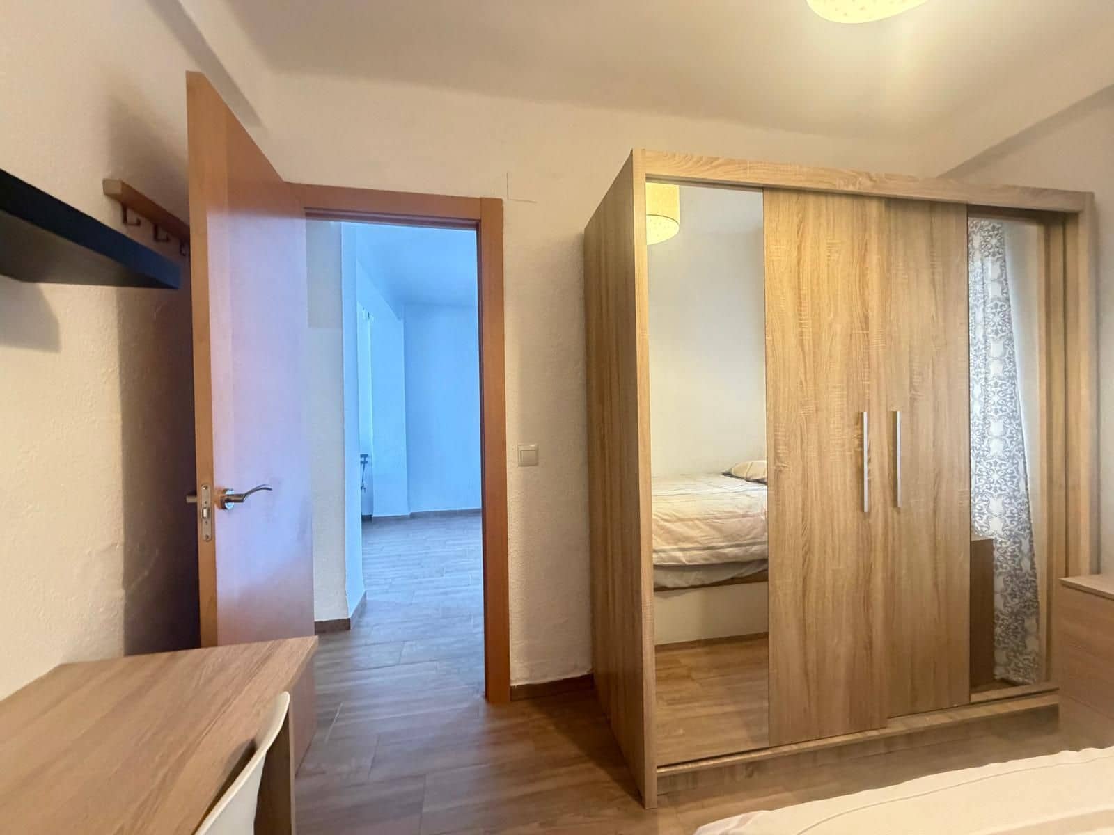 Appartement à louer à Malaga ville - 1 400 € (Ref: 9996415)