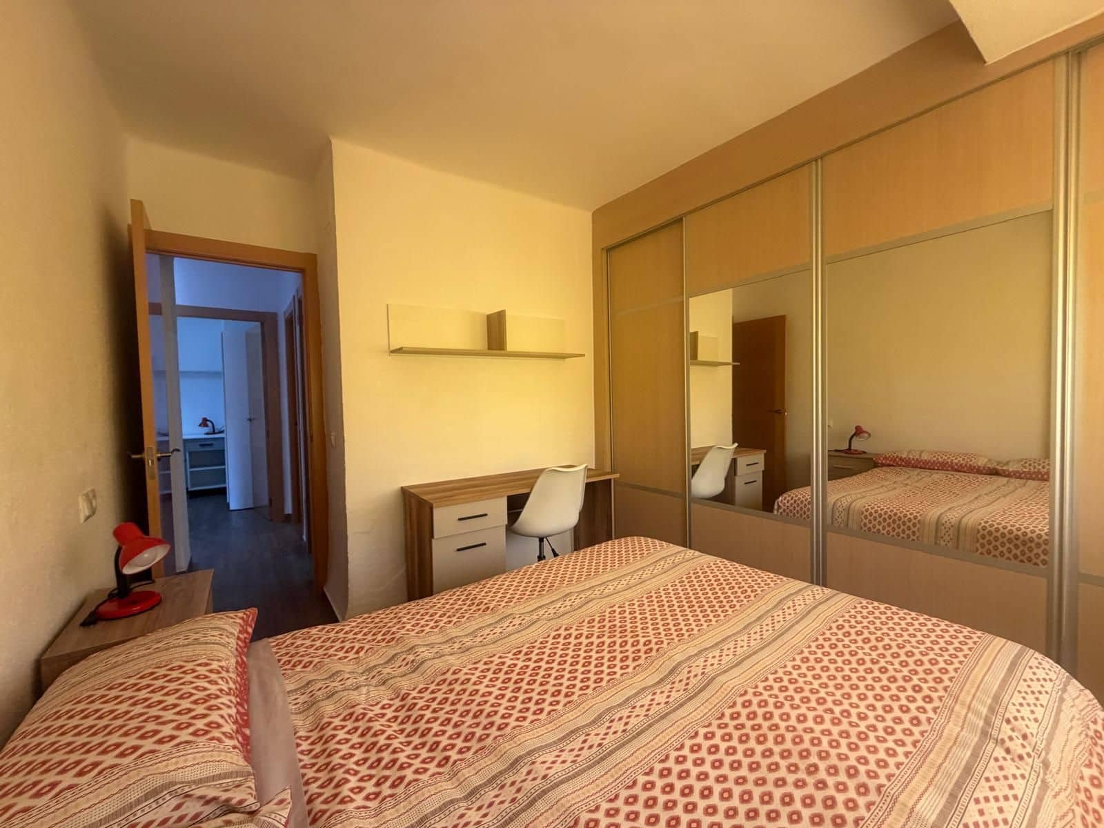 Appartement à louer à Malaga ville - 1 400 € (Ref: 9996415)