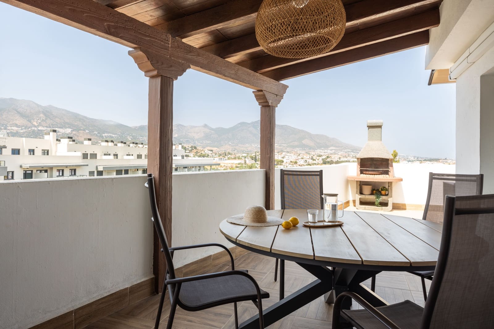 3 sypialnia Penthouse na sprzedaż w Mijas Costa z basenem garażem - 540 000 € (Ref: 9998058)