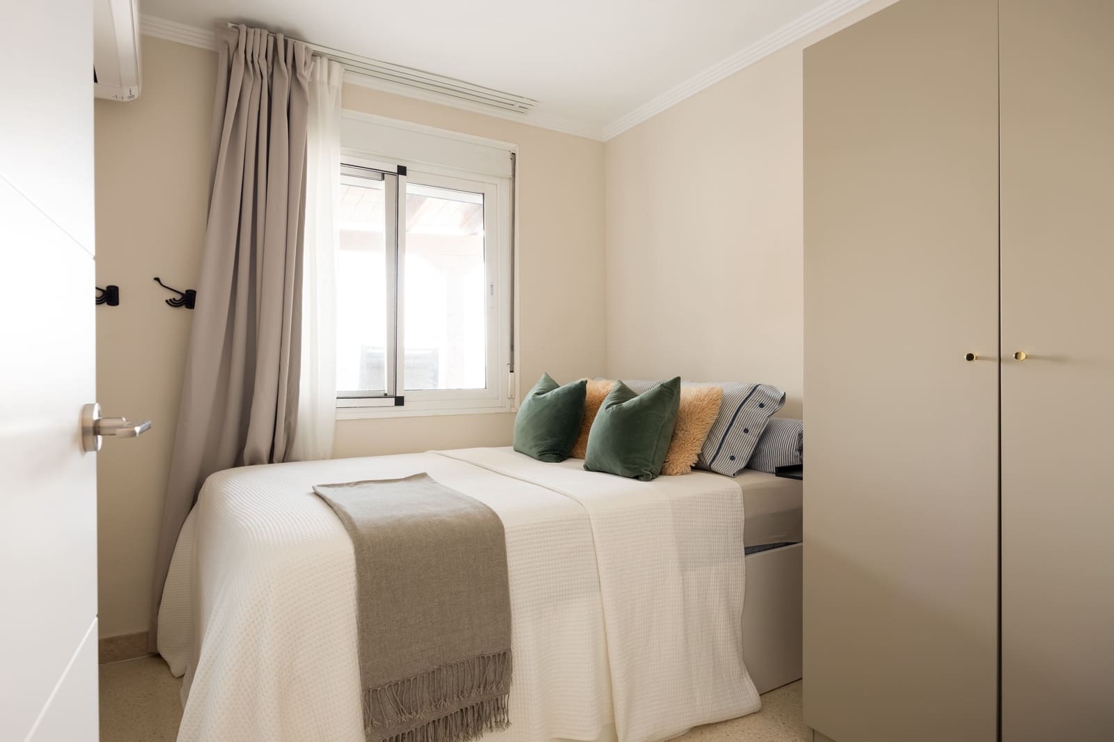 3 sypialnia Penthouse na sprzedaż w Mijas Costa z basenem garażem - 540 000 € (Ref: 9998058)