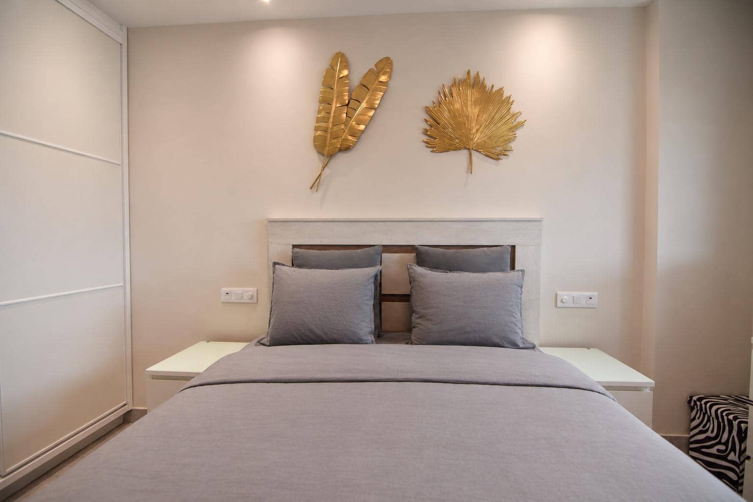 1 bedroom Apartment for rent in Playa del Ingles with pool - € 1,400 (Ref: 10157721)