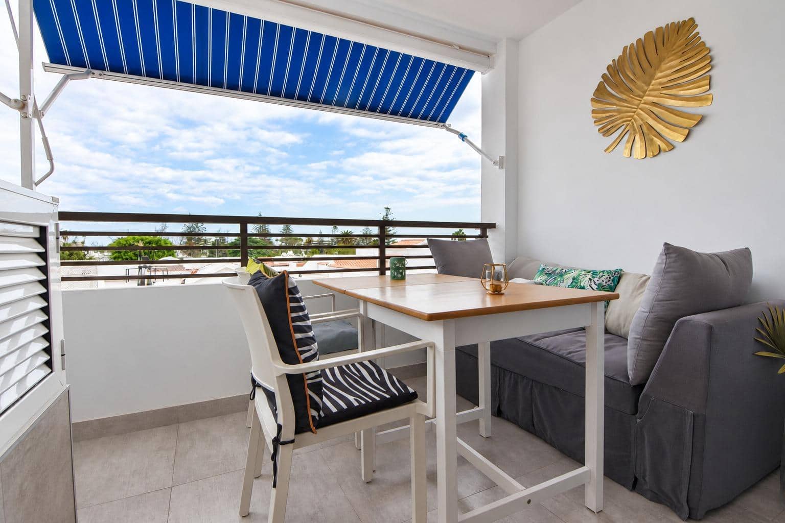 1 bedroom Apartment for rent in Playa del Ingles with pool - € 1,400 (Ref: 10157721)