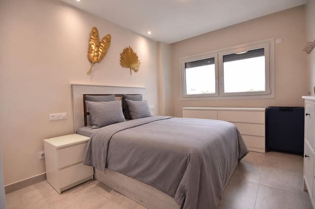 1 bedroom Apartment for rent in Playa del Inglés, San Bartolomé de Tirajana with pool - € 1,400 (Ref: 10157721)