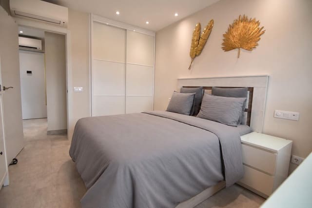 1 bedroom Apartment for rent in Playa del Inglés, San Bartolomé de Tirajana with pool - € 1,400 (Ref: 10157721)