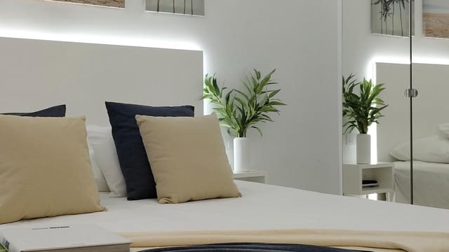 1 slaapkamer Bungalow te koop in Playa del Inglés, San Bartolomé de Tirajana met zwembad - € 398.000 (Ref: 8037761)