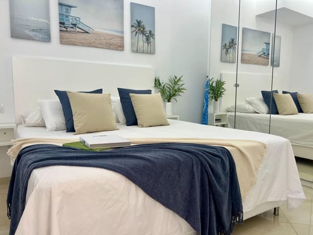 1 slaapkamer Bungalow te koop in Playa del Inglés, San Bartolomé de Tirajana met zwembad - € 398.000 (Ref: 8037761)