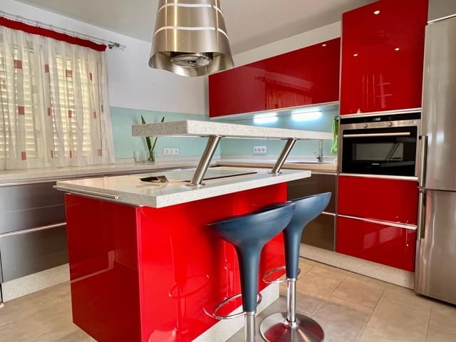 4 bedroom Villa for sale in Mogán - € 975,000 (Ref: 8776404)