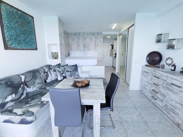 Studio til salgs i San Bartolomé de Tirajana med svømmebasseng - € 193 000 (Ref: 9129794)
